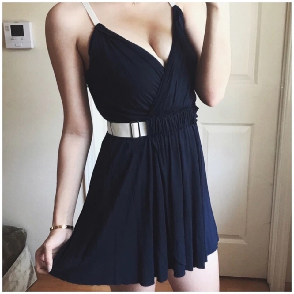 Платье Poleci греческое с искусственным запахом размер M модальное с v-образным вырезом регулируемый ремень оборка - Изображение 3 из 4