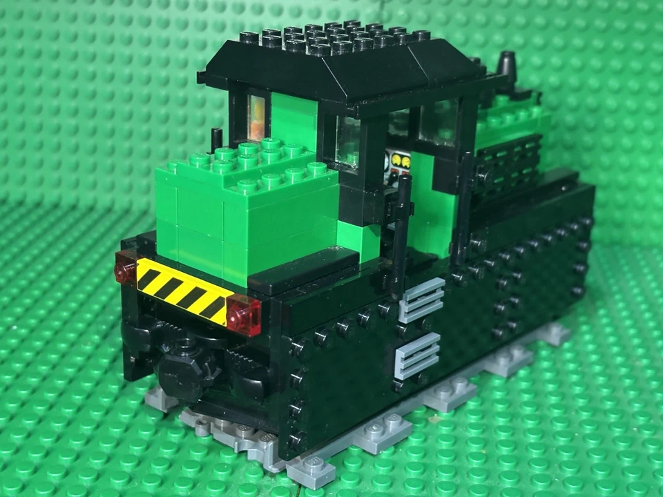 LEGO Trains: Diesel Shunter Locomotive (7760) Custom Engine Read Description - Image 4 of 4
