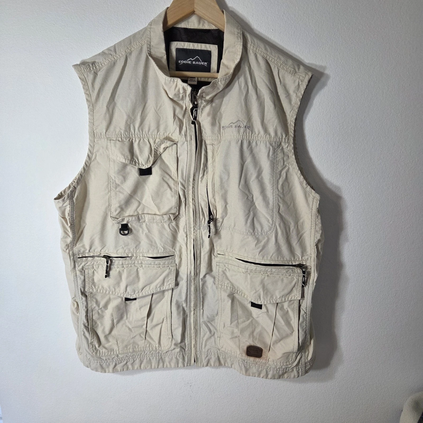 Eddie Bauer Fishing Vest Men XL Beige Multi Pocket Utility Tactical Gorpcore