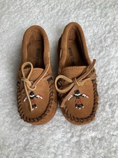 Minnetonka Moccasins 2602TB Childrens Thunderbird Moccasin - Brown Suede Sz 10
