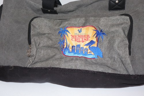 Disney Vacation Club Member Cruise 2018 Canvas Shoulder Bag & Large Duffle Bag - Picture 2 of 4