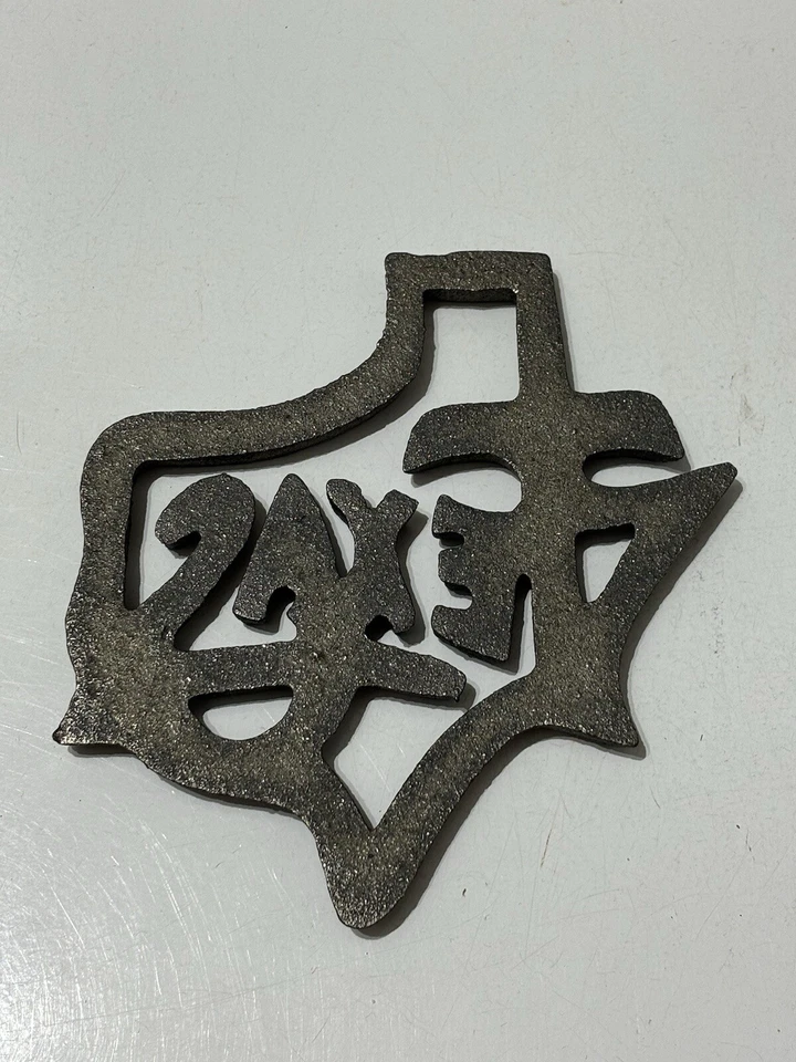 Texas Map Outline Wall Cast Iron Decor Heavy Duty Rustic Metal Look 5.75 inch - Image 2 of 3