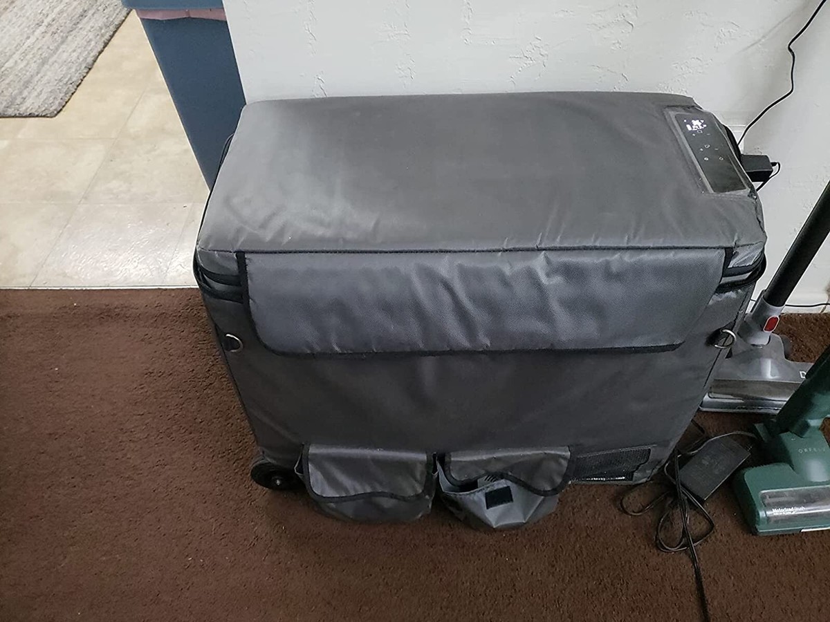 ANTARI Z-1000Ⅱ 中古 移動用ケース付き。 ANTARI Z-1000Ⅱ 中古移動用