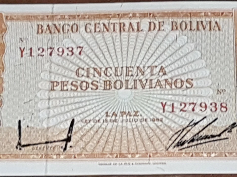 ➡➡ RARE MISMATCHED SERIAL NUMBERS ERROR NOTE BOLIVIA 50 PESOS 1962 P-162 GEM AU - Image 2 of 4