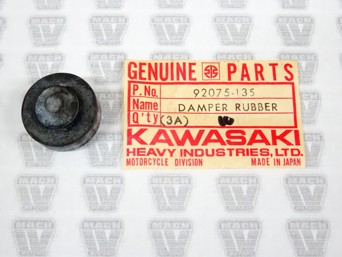 Kawasaki NOS NEW 92075-135 Rear Fender Rubber Damper Z1 KZ KZ1000