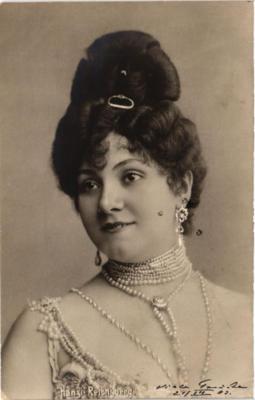 Old postcard AK Hansi Reichsberg THEATER STAR (643689)