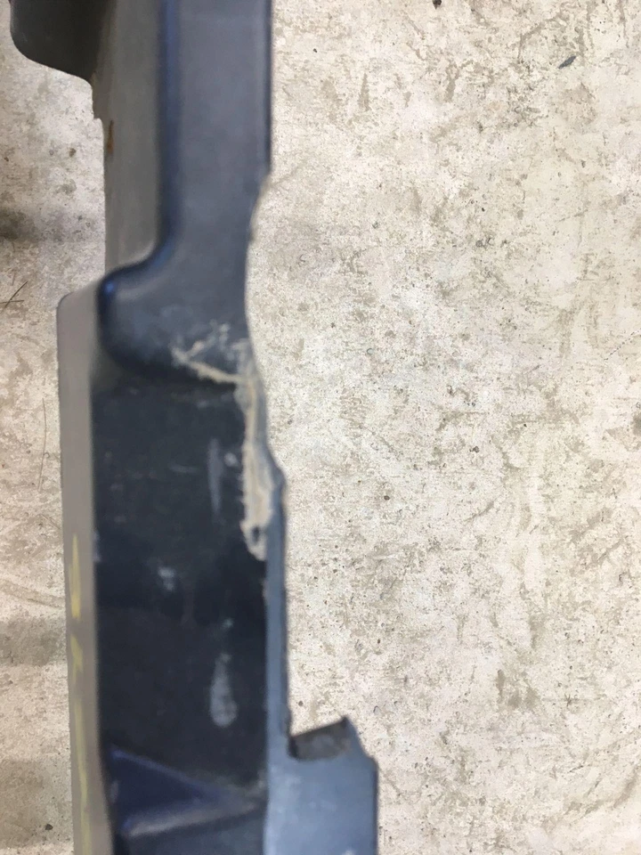03 GMC ENVOY XL Radiator Support - Image 3 of 3
