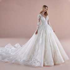 Vintage Wedding Dresses Lace Applique V-neck Long Sleeves Gowns Sweep Train