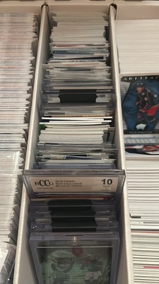 FOOTBALL 30 CARD MYSTERY HOT PACK GUARANTEED HIT  JERSEY  CARD, AUTO, OR ROOKIES