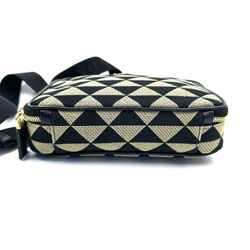 Bolso Bandolera H097 Prada Negro/Beige Símbolo Tela Bordada Foto 2 de 4