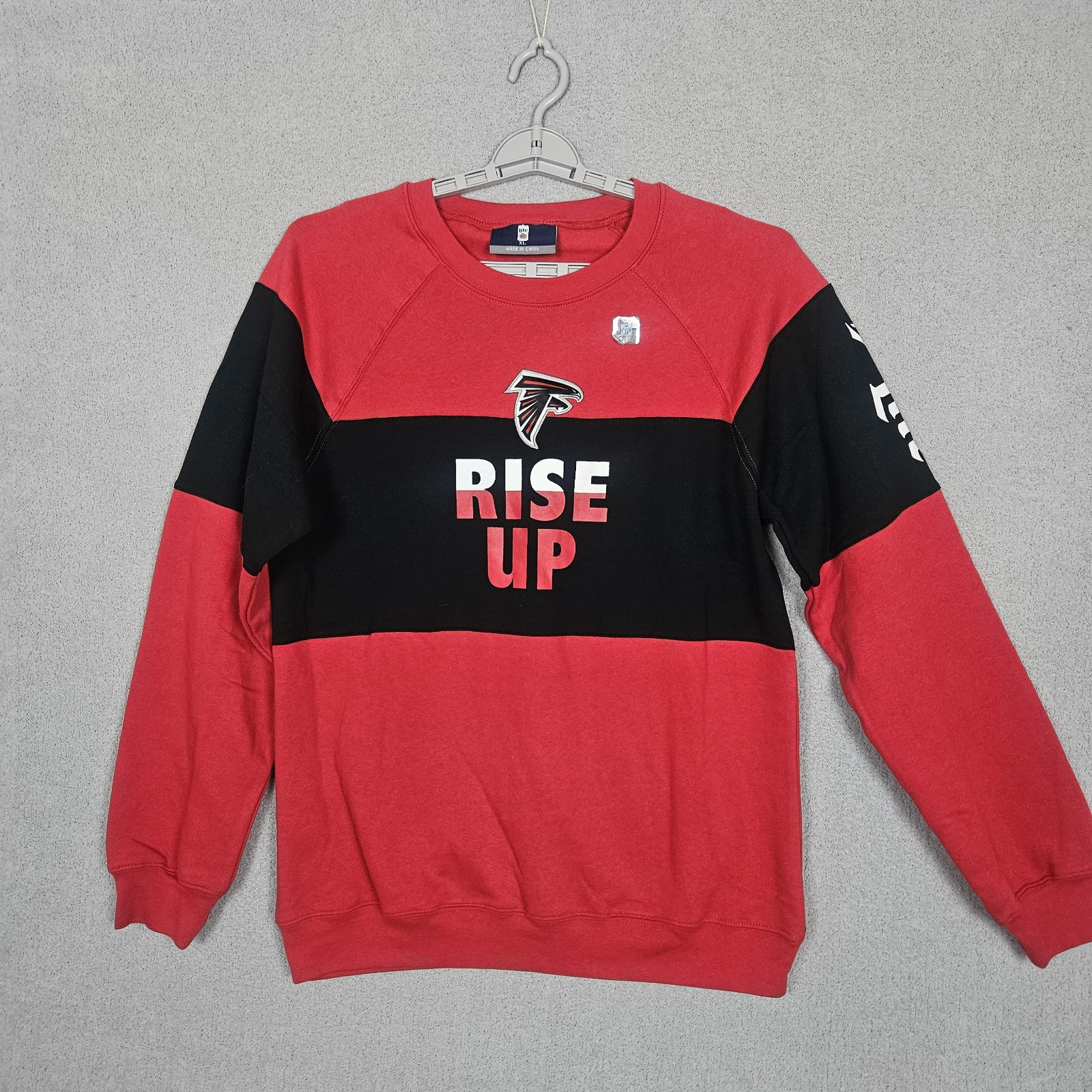 Miller Lite Atlanta Falcons Rise Up Sweatshirt Size XL Red Long Sleeve Shirt NWT