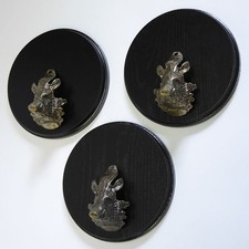 3 Pezzi Piastra di Cinghiale Gewaffbrett Scuro AF17cm Con 3 X Testa Decorazione