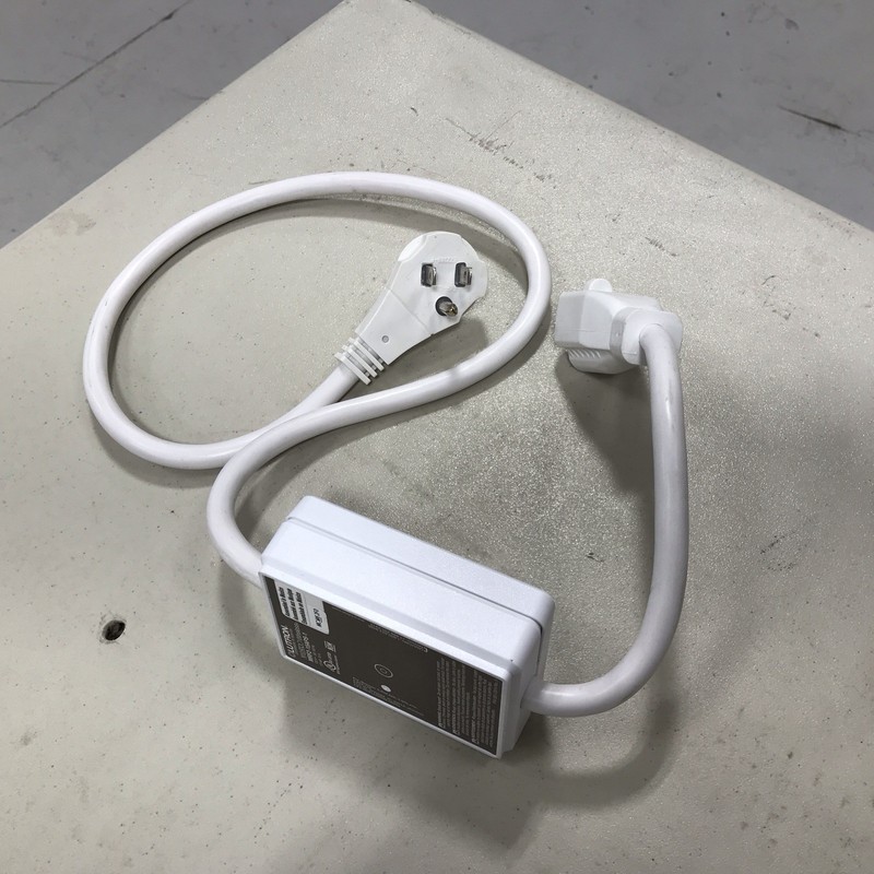 Lutron Maestro Wireless Plug-in Appliance 120V MRF2-15APS-1-WH White Module