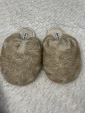 Steve Madden Poof Natural Fuzzy Slippers Size:7