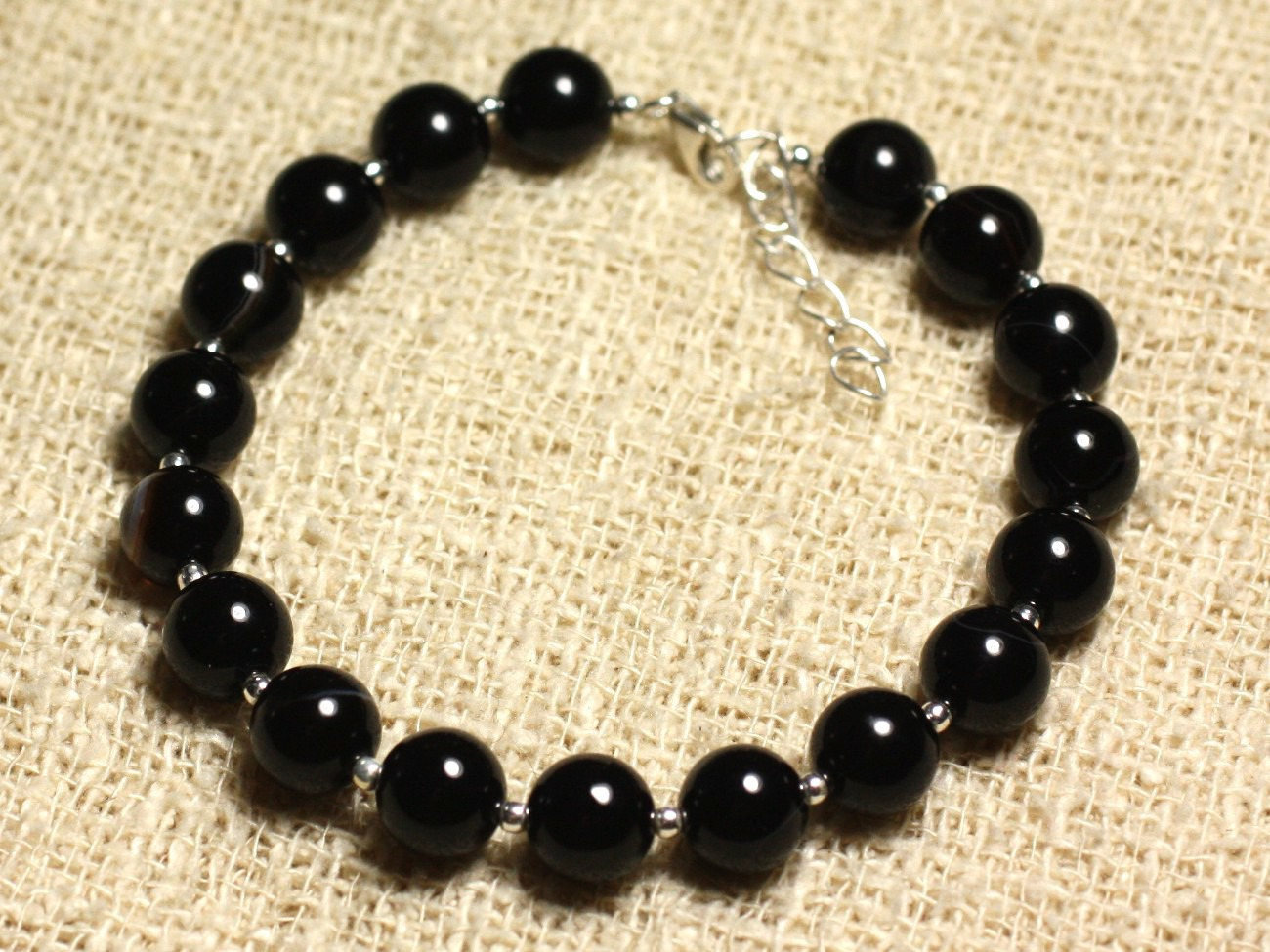 Bracelet en argent 925 et agate noire, le cadeau idéal