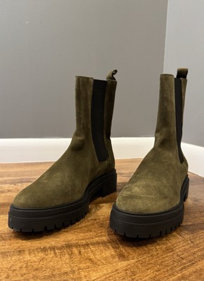 New in Box - ba&sh Coda Suede Chelsea Boot - Size 10 US / EU40 ($465 Retail)