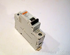New Merlin Gerin 1P 10A Mulit-9 Circuit Breaker, 230V/400C, C60N-B10, 24050