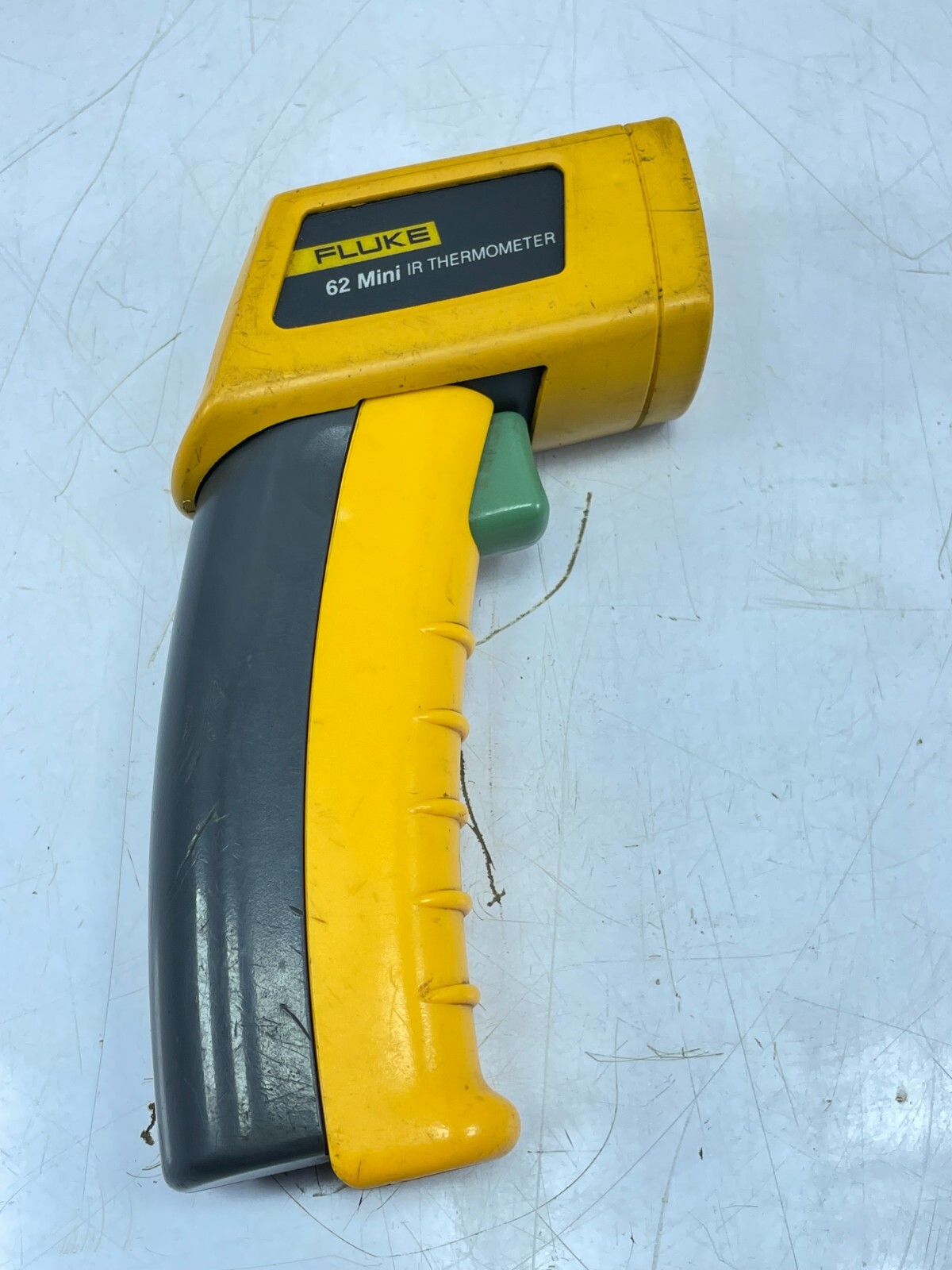 Fluke 62 Mini IR Thermometer Handheld Infrared thermometer | eBay