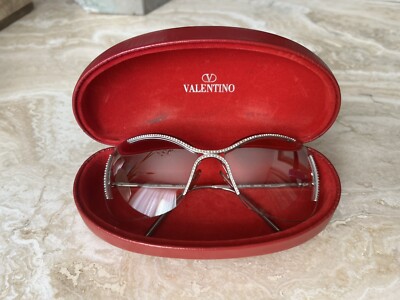 Authentic Valentino Rhinestone Sunglasses Valentino Garavani 51mm Crystal Rockstud Oval Sunglasses  main image 2