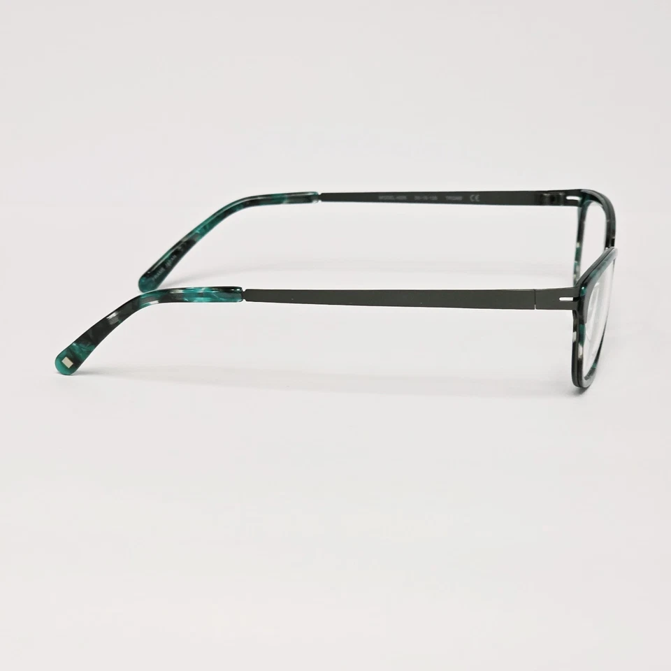 Gafas ovaladas de titanio ultraligeras para mujer MODO 4500 en verde tortuga | 49 mm Foto 4 de 4