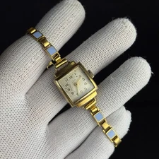 Chaika  Bracelet women's Ladies mechanical 17j vintagе Soviet Era watch USSR