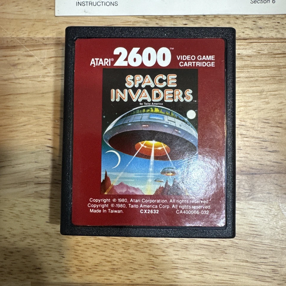 Atari 2600 - 1988 - SPACE INVADERS Red Label Game, Box, Instructions - Image 2 of 4