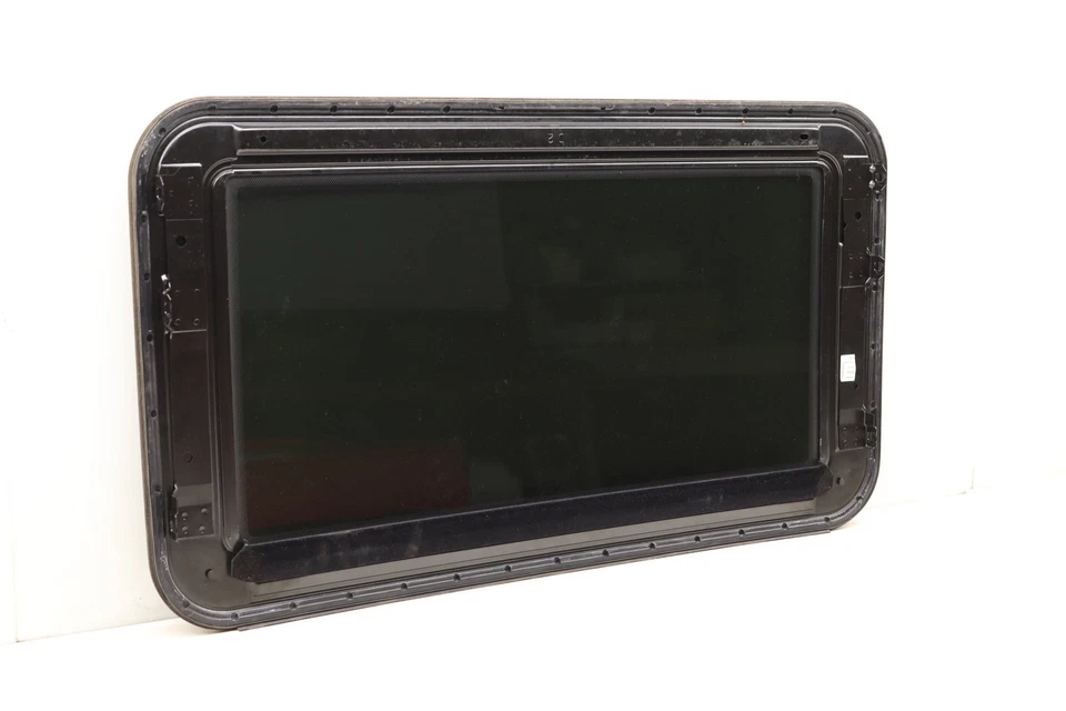 1997-2002 AUDI A8 QUATTRO - Sunroof / SUN ROOF Glass Panel 4D0877071A - Image 2 of 4