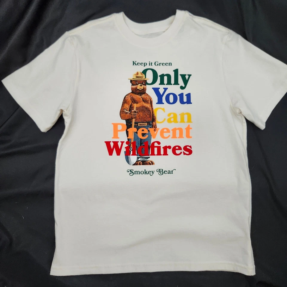 Camiseta The North Face X Smokey Bear Nueva con Etiquetas Keep it Verde Gráfico Niños M (10) Foto 2 de 4