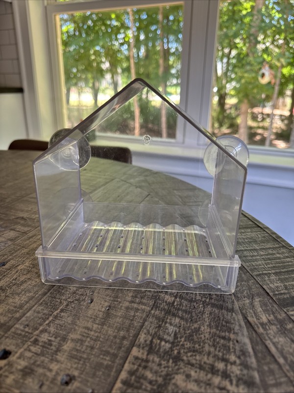 6.5 inch Clear View Window Bird Feeder with Strong Suction Cups, Transparent Out