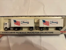 Con-Cor Rite-Way 27' Twin Tractor Trailer Truck HO No, 1026