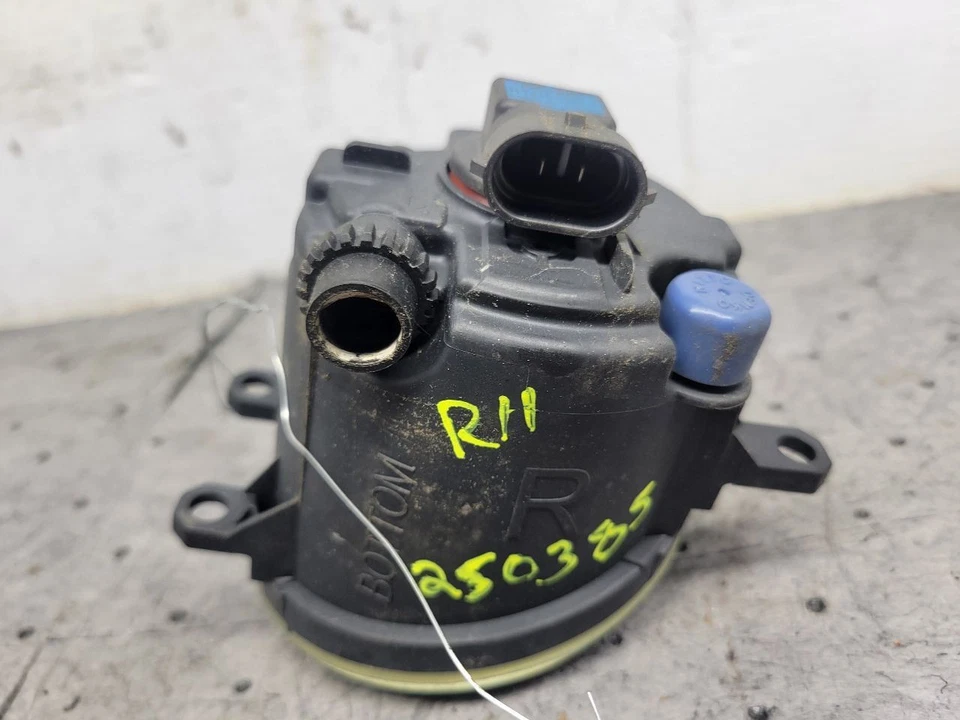 乘客转角/公园灯雾驾驶掀背车 适合 06-19 YARIS 1669531 — 第 4/4 张图片