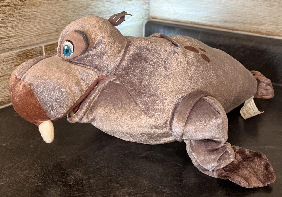 Peluche Morsa Sirenita II Disney Store Dash 14" Foto 3 de 4