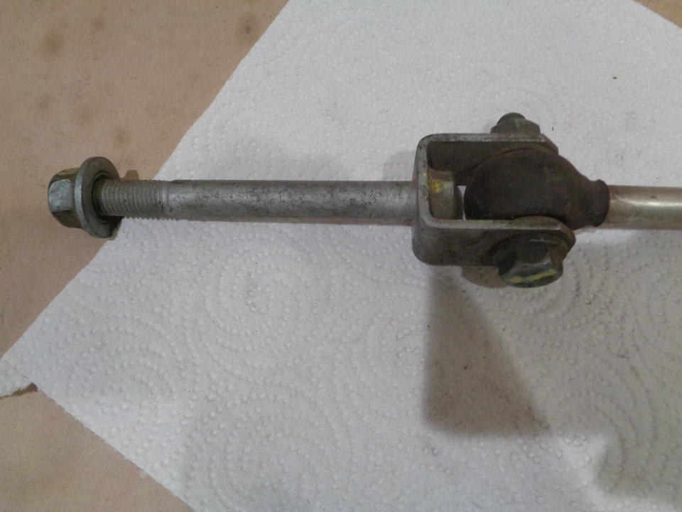 Lamborghini Gallardo - Eslabón de conexión de varilla de amarre trasero - P/N 400505465A Foto 4 de 4