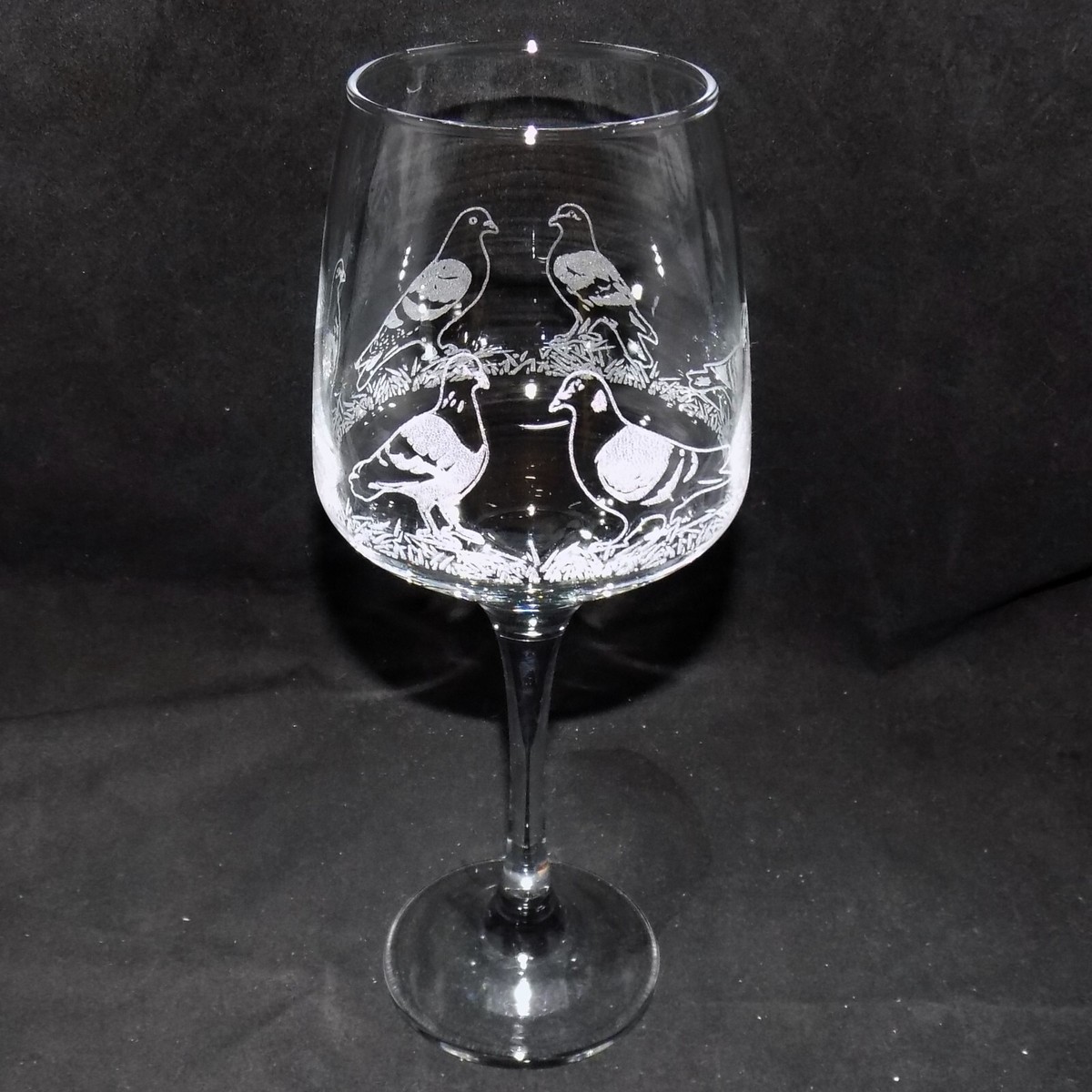 New Laser Etched 'PIGEON Wine Glass Free Gift Box Unique