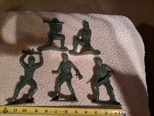 5 Vintage Tim Mee Army Men Large Toy Green Plastic Marine Soldier USA 1970's