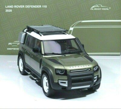 Land Rover Defender 110 '' with Roof Pack '' Bauj. 2020 1:18 Almost Real ALM810804