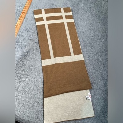 Daph. Baby alpaca Brown and Cream Geometric Scarf Peru