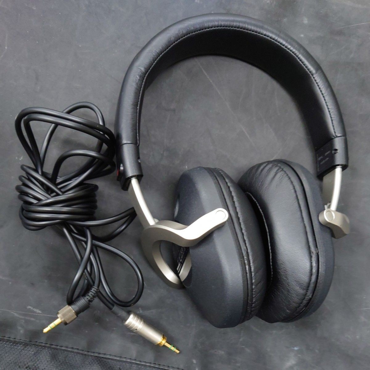 ヘッドホン SONY MDR-Z1000 Sony MDR Z1000 Headphones Used Black Foldable Wired High Impedance