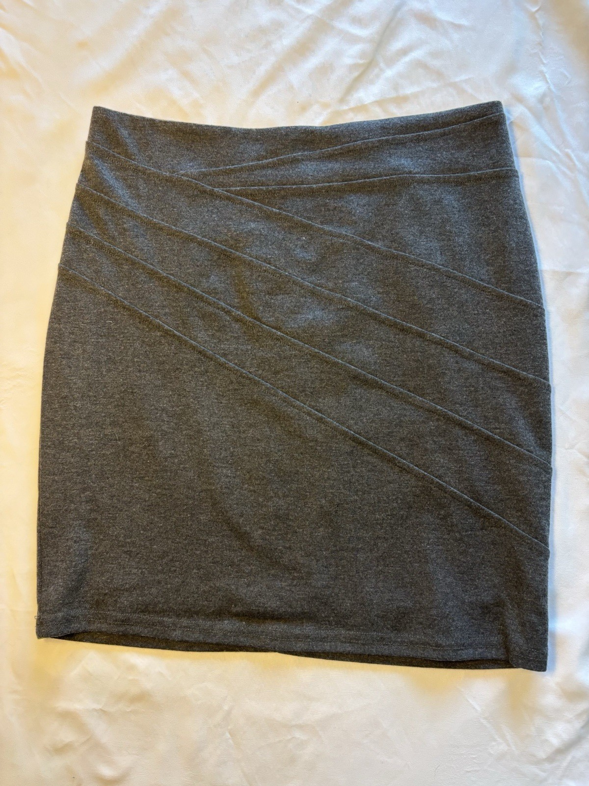 Meesha Straight Pencil Mini Skirt Gray Solid Zip Closure Women’s Size S
