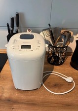 Brotbackautomat mit 15 Programmen