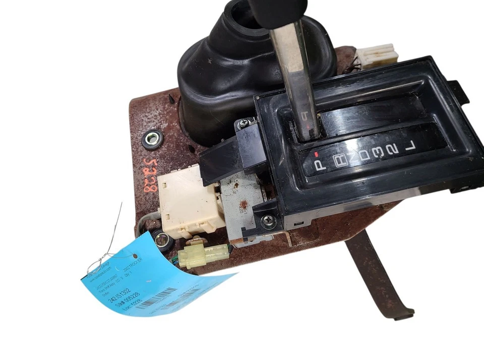 TROOPER   2002 Transmission Shift 646718 - Image 3 of 4