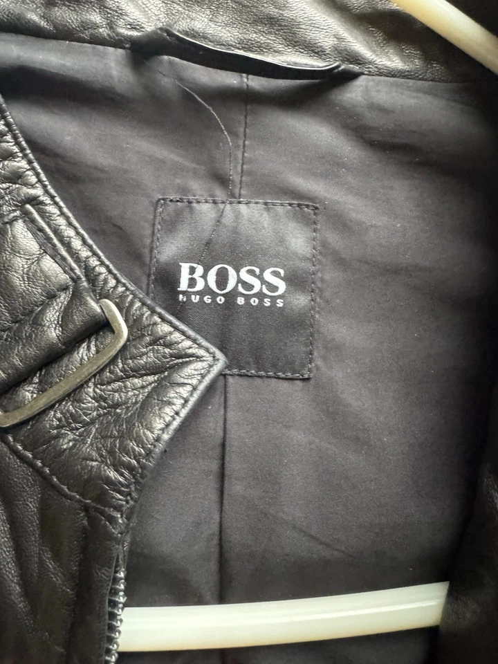 Chaqueta de motociclista Hugo Boss para hombre de cuero de cordero italiano talla 50 estilo negro "arcilla" abrigo Foto 2 de 4