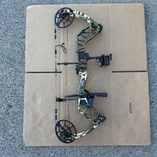 Bear Archery Emerge RTH RH Compound Bow 70lb 27” Draw Legit Maxx+