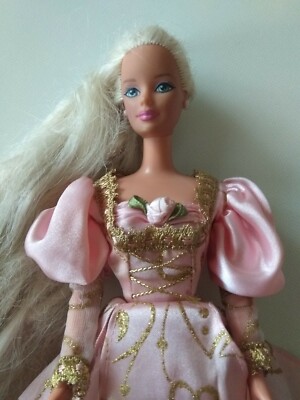 Vintage 90's Barbie Rapunzel Princess - Mattel. VINTAGE Blonde