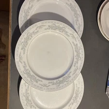 SOMERSET CHINA~ BY NL Excel ~ 10.5" DINNER PLATES LOT OF 3