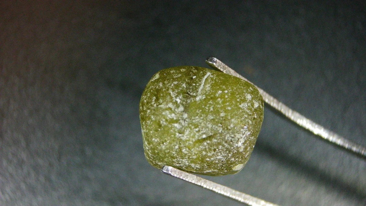 Saphir Bleu Naturel BRUT - 445,20 Carats - Certifié GIR - Origine Inde/Sri Lanka - Pierre Précieuse Non Taillée
