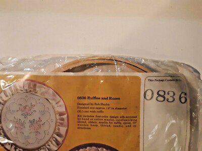 Vintage 1986 Creative Circle Ruffles and roses Plastic Canvas Kit #0836 Sealed 