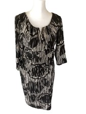 ND New Directions Women’s Sheath Dress 12 Black White Design Ruched 3/4 Sleeves