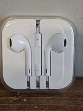 Apple Earpods Wired Headset For Devices With 3.5mm Headphone Jack OEM Earbuds