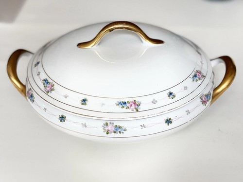 Vintage Crown Victoria Bavaria Covered Vegetable Bowl Floral Gold Germany